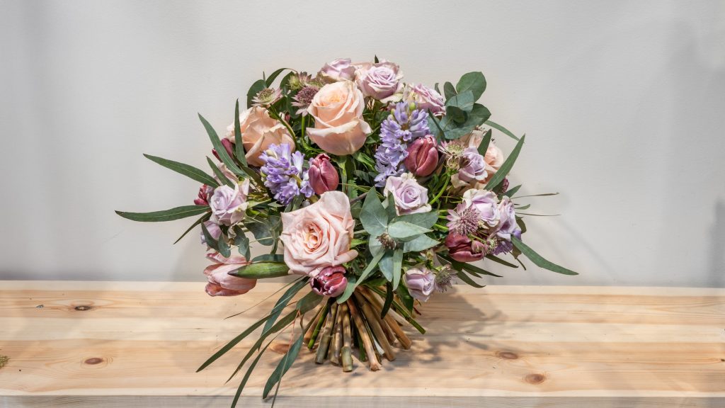 Lavender and Blush Roses Bouquet with Tulips – Bernard Rochet Florist Chelsea