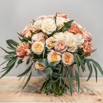 Peach and Shimmer Roses Bouquet – Bernard Rochet Florist Chelsea