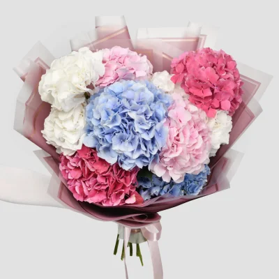 "Mixed hydrangea bouquet – luxury floral arrangement for special occasions"